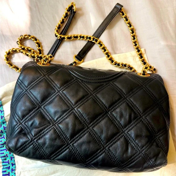 Tory Burch Black Quilted Shoulder Bag - Picture 2 of 7